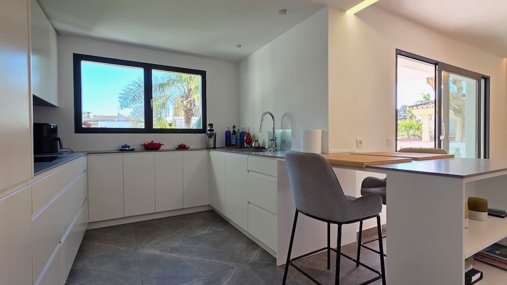 Property 2471 - Image 20